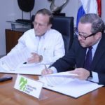 Industria y Comercio e Impuestos Internos firman un convenio para capacitar  a las Pymes