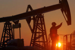 El petróleo de Texas cae por debajo de 40 dólares por primera vez desde 2009