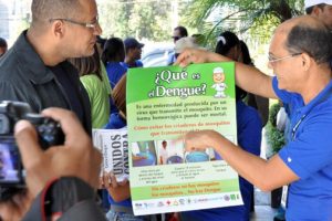 Más de 450 empleados Ministerio de Hacienda se unen a jornada contra el dengue‏