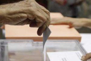 Más de 36 millones de españoles van a las urnas este domingo