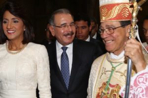 Pareja presidencial se une a celebración por Día de la Altagracia‏