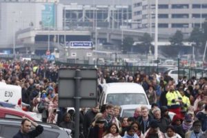 Confirman al menos 26 muertos y 136 heridos en los atentados de Bruselas