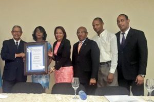 Círculo de Locutores Dominicanos firma convenio con estudiantes de comunicación UASD