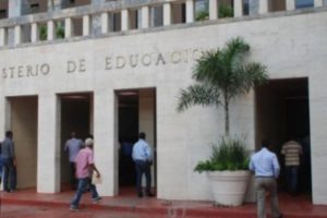 Una estafa que le costó RD$47 millones al Ministerio de Educación