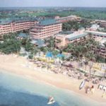 Algunos sectores de Juan Dolio se quejan “por más de un mes sin recibir agua potable”