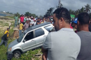 Muere arquitecta que se lanzó al mar; su esposo intentó rescatarla y también falleció