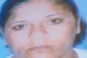 Matan mujer de un disparo durante asalto banca de lotería en Higüey