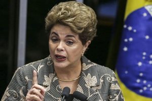 Juicio político de Dilma Rousseff continúa con discusión del caso