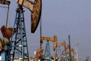 El petróleo de Texas baja un 2.74 % y cierra en 44.67 dólares