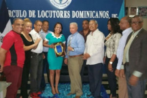 Reconocen a presidenta del Círculo de Locutores Dominicanos