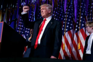 Trump cambia el tono con su victoria y lanza un mensaje de unidad