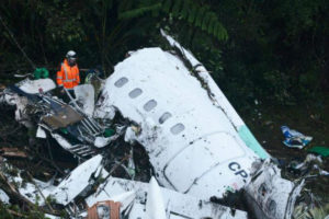 Brasil ofrece aviones para traslado de víctimas de tragedia en Colombia