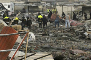 Ascienden a 36 los muertos por explosión en mercado mexicano de pirotecnia