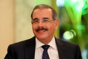 Danilo Medina felicita a dominicanos; trabajará por 365 días más de logros para la gente