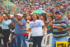 Miles asisten a la concentración evangélica “La Batalla de la Fe”