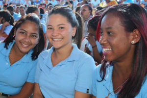 945 estudiantes de Pantoja se inscriben en la Jornada Extendida; reciben liceo de 30 aulas