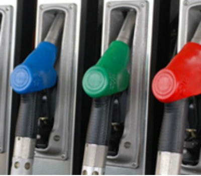 Combustibles bajan de precios; GLP sube y Gas Natural sigue sin variación