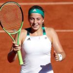 Tenista letona Ostapenko se corona en final de Abierto de Francia