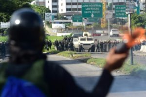 Muerte y enfrentamientos marcan la elección de la Constituyente en Venezuela