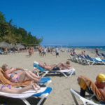 Villanueva pondera solidez del turismo en RD en cinco años del actual Gobierno