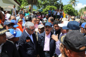 Medina recorre zonas afectadas de Montecristi y Duarte; garantiza solución definitiva a comunidades