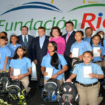 Andrés Navarro destaca responsabilidad social de empresarios con aportes a la educación