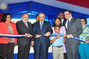 Revolución Educativa del presidente Danilo Medina vuelve a Santo Domingo Este y entrega un moderno plantel