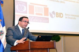 Navarro acuerda con el BID nuevos politécnicos
