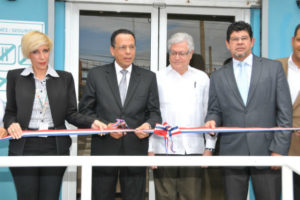 Promese/CAL inaugura nuevas Farmacias del Pueblo