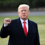 Trump promulga iniciativa de recorte fiscal; resalta fondos por US$4,600 millones para defensa antimisiles