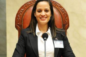 Eligen magistrada Karina Concepción presidenta Cámara Junior 80 Inc