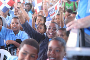 Revolución Educativa del Presidente Danilo Medina vuelve a Santo Domingo Este y entrega un moderno liceo