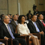 Presidente Medina participa en misa solemne en la Basílica