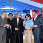 Presidente Medina entrega nuevo centro educativo en Santo Domingo Este en beneficio de 945 estudiantes