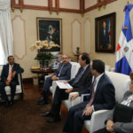 Gobierno desarrolla propuesta para la reinserción escolar de jóvenes y adultos