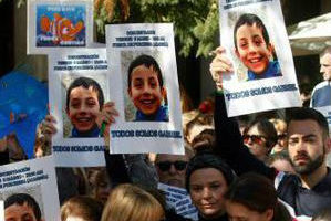 Hallan cadáver de niño desaparecido en España en el auto de una dominicana