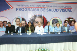 Más de 87 mil estudiantes serán beneficiados con «Programa de Salud Visual» del Inabie