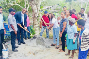 Comienza construcción sistema de agua potable en Los Cerros, Monte Plata