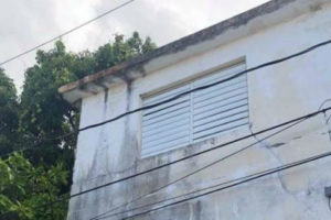 Muere adolescente y su padre resulta herido en descarga eléctrica en Puerto Plata