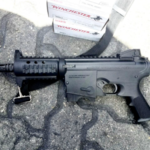 Aduanas descubre en Envíos Armas de Alto Calibre