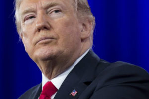 Trump sugiere que tal vez haya que «cerrar» EE.UU a la llegada de extranjeros