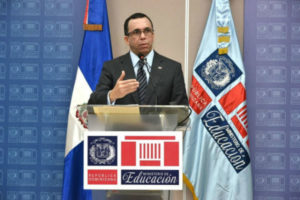 Navarro informa que este año escolar iniciará con casi el 70% del estudiantado en Jornada Extendida