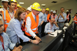 Presidente Medina participa en primer encendido prueba Central Termoeléctrica Punta Catalina