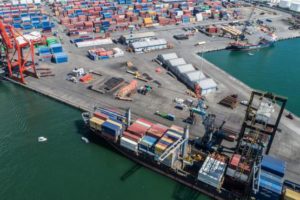 Mediante decreto extienden horario de despacho de mercancía en puertos y aeropuertos