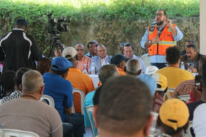 Diputados y Director de Autoridad Portuaria se reúnen en Puerto Plata con trabajadores portuarios y comunidad