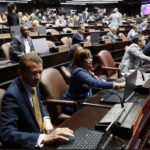 Diputados aprueban préstamo para doble sueldo de varias instituciones por 1,200 millones