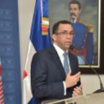 Ministro de Educación pone en funcionamiento mesa de ayuda para apoyar escuelas del país