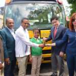 Miches ya tiene tres modernos autobuses escolares para cientos de estudiantes