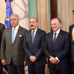 Empresarios visitan a Medina y respaldan decisión de no repostularse