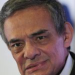 Familiares y celebridades despiden a José José en Miami